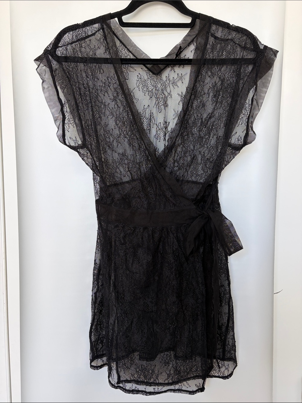 Victorias Secret Black Lace Wrap Short Sleeve Mini Robe M